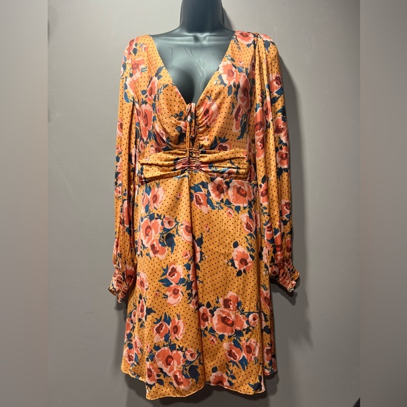 𐙚⋆˚✿˖° BEYOND the RADAR Floral Print Casual Dress Neutral 𐙚⋆˚✿˖° - Picture 8 of 13